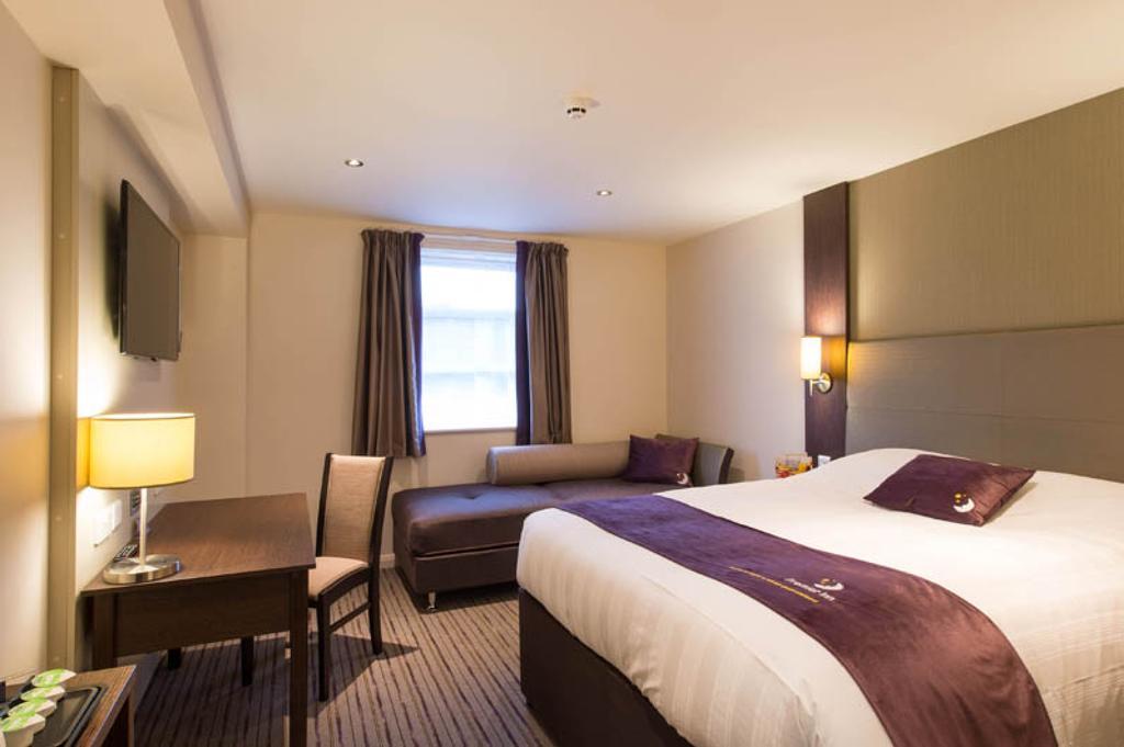 Premier Inn London City - Aldgate Dış mekan fotoğraf