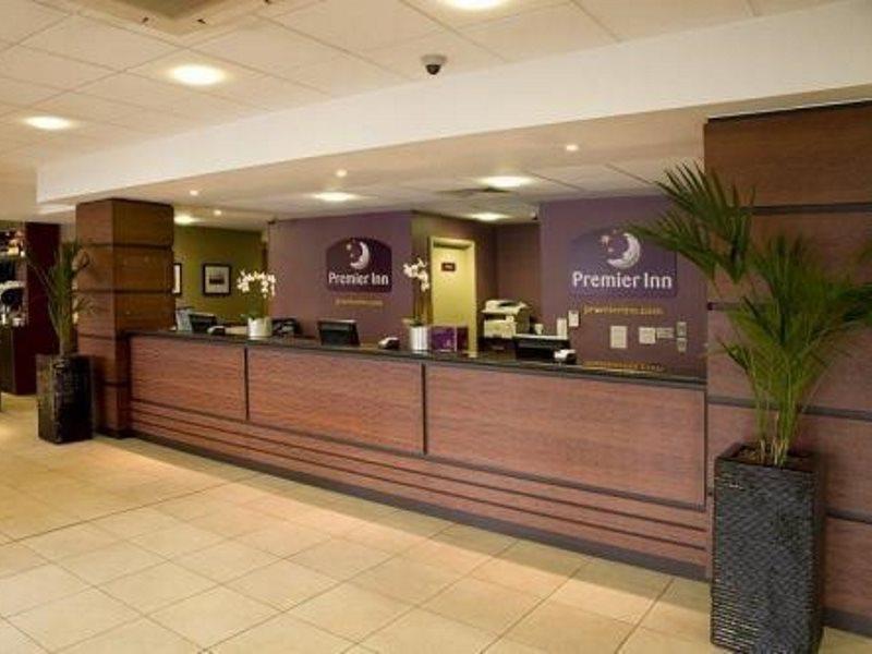 Premier Inn London City - Aldgate Dış mekan fotoğraf