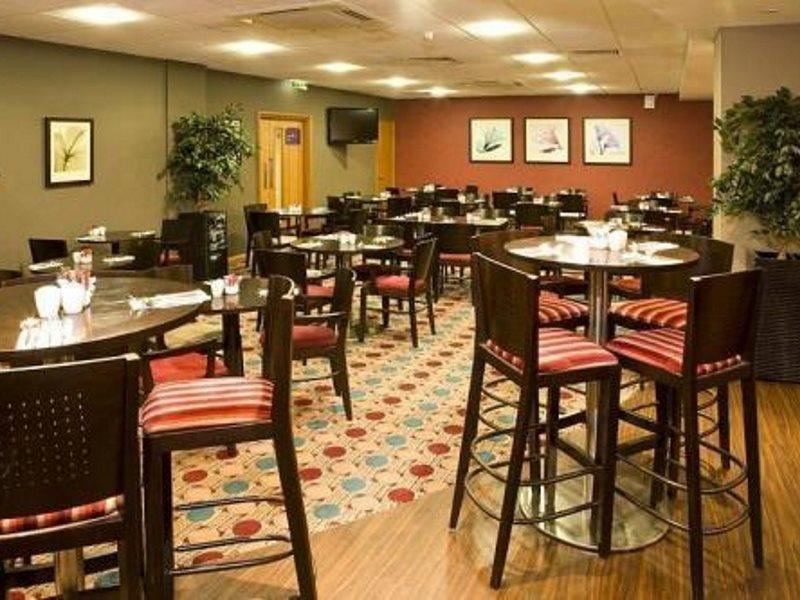Premier Inn London City - Aldgate Dış mekan fotoğraf